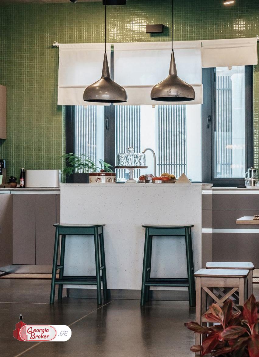 nearly repaired 9-room house for sale